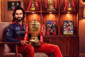 IPL 2026: RCB ने लगातार दूसरा खिताब जीता, कप्तान रजत पाटीदार ने खिताब समर्पित किया उन 11 फैंस को