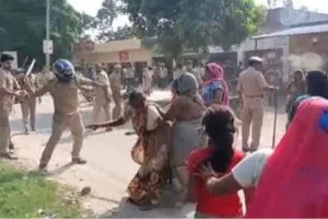 Shahjahanpur News : शाहजहांपुर में दुष्कर्म के आरोपी के हाफ एनकाउंटर पर बवाल, भड़के ग्रामीणों ने चांदपुर पुलिस चौकी घेरी-पथराव 