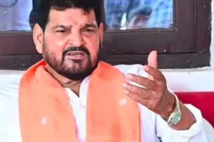  Ram Mandir Controversy:  दान पत्र विवाद में कूदे बृजभूषण शरण सिंह, बोले- बिना धुएं के आग नहीं निकलती