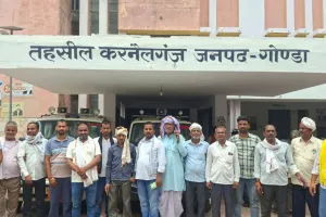 गोंडा :  बीएलओ ऐप से छेड़छाड़, 600 जीवित मतदाताओं के सूची से कटे नाम; बीएलओ व लेखपाल पर कार्रवाई की मांग