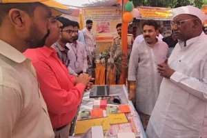 Sitapur:  लापरवाह पर्यटन अधिकारी पर गिरेगी गाज, विकास प्रदर्शनी से गायब रहने पर CDO ने की बड़ी कार्रवाई