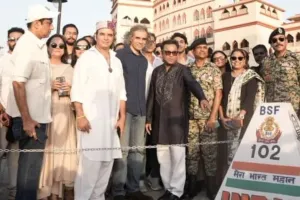 अटारी बॉर्डर पर गूंजा 'मां तुझे सलाम', BSF जवानो के बीच ए.आर. रहमान का दमदार परफॉर्मेंस, मोहित चौहान-वेदांग रैना संग बांधा समां