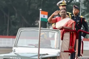  IMA पासिंग आउट परेड में दिखा महिलाओं का दम, राष्ट्रपति मुर्मू की मौजूदगी में 515 कैडेट्स ने लिया 'अंतिम पग'  