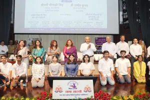 UP पुलिस परिवार से 103 बच्चे MBBS और 26 पहुंचे IIT, बोले DGP- बच्चों को चुनौतियों से ही सीखना होगा