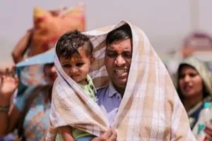 UP Weather Today :यूपी में थमने जा रहा आंधी-तूफान का दौर, बदल रहा मौसम का रुख-सताएगी उमस भरी गर्मी