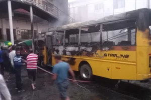 Haldwani News: हल्द्वानी के KVM स्कूल में भीषण आग, दो बसें जलकर राख, जनरेटर भी हुआ क्षतिग्रस्त