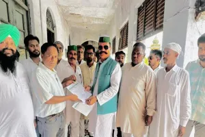 Rampur News : जिलापूर्ति कार्यालय पर भाकियू अंबावता से जुड़े किसानों का प्रदर्शन, सौंपा ज्ञापन
