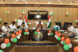 Bareilly News : कांवड़ियों को मिलेगा शुद्ध भोजन, खाद्य सुरक्षा व्यवस्था होगी चाक-चौबंद
