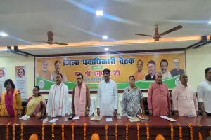 Kanpur Dehat BJP News : भाजपा प्रदेश संगठन मंत्री ने बूथ अध्यक्षों को दिया सोशल इंजीनियरिंग का मंत्र, माइक्रो मैनेजमेंट पर जोर