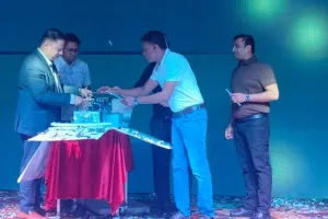 बरेली में दिखा स्पाइन सर्जरी का भविष्य!  इलाज की दो नई तकनीकें लॉन्च, वायरलेस 4के सर्जिकल कैमरे से बढ़ीं उम्मीदें