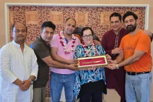 रामपुर की कला और विरासत की कायल हुईं ग्रीस की राजदूत, आम महोत्सव से लेकर रामपुरी चाकू तक ने जीता दिल