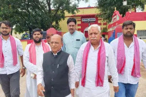 फतेहगढ़ जेल में सपा विधायक रमाकांत यादव से मिले रामआसरे विश्वकर्मा, बोले- 'सरकार राजनीतिक प्रताड़ना कर रही है'