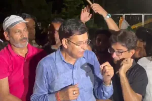 देहरादून में राहुल गांधी की रैली पर सियासी बवाल: परमिशन न मिलने पर कांग्रेस का प्रदर्शन, पुलिस से झड़प के बाद बदला कार्यक्रम स्थल