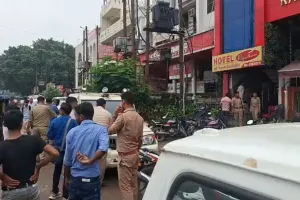 सीतापुर के होटल में हरदोई की महिला का शव मिलने से सनसनी, पति से विवाद के बीच मौत की गुत्थी सुलझाने में जुटी पुलिस