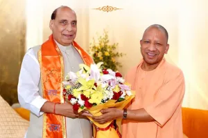  रक्षामंत्री राजनाथ सिंह के जन्मदिन पर शुभकामनाओं की बौछार, PM मोदी, CM योगी समेत भाजपा के दिग्गज नेताओं ने दी बधाई