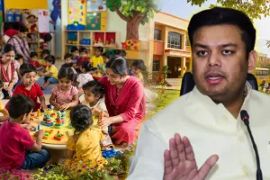 UP School Merger: कम छात्र संख्या वाले स्कूलों का होगा विलय, खाली भवनों में शुरू होंगी प्री-प्राइमरी कक्षाएं, जानें क्या है पूरा प्लान