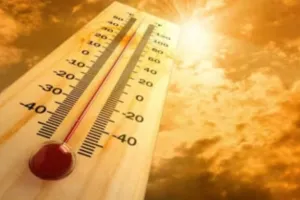 UP Weather Update : यूपी में धीमी पड़ी मानसून की रफ्तार, बारिश थमने से बढ़ी उमस भरी गर्मी 
