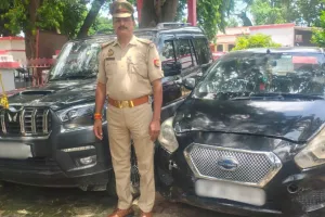 Shravasti News: बैन सिरप बेचना मेडिकल स्टोर संचालक को पड़ा भारी, संपत्ति कुर्क