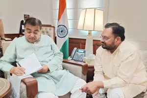 Shravasti News : गोरखपुर तक दौड़ेगा बाराबंकी-बहराइच फोरलेन? दद्दन मिश्र ने गडकरी के सामने रखा बड़ा प्रस्ताव