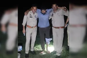 Rampur News : मुठभेड़ में पशु तस्कर के पैर में लगी गोली, तमंचा और पशु काटने के उपकरण बरामद