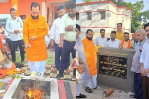 Bahraich News: हनुमान मंदिर विकास के लिए 66 लाख का शिलान्यास, जनचौपाल में सुनी गई ग्रामीणों की समस्याएं