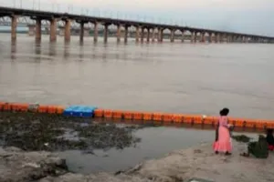  Prayagraj News : मूसलाधार बारिश से जलमग्न हुई संगमनगरी, करेली में नाव से निकाले गए लोग; जार्जटाउन थाना तीसरी बार डूबा