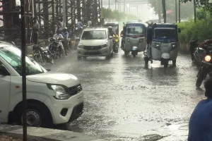Bareilly Weather | बरेली में झमाझम बारिश से सुहाना हुआ मौसम, उमस से मिली राहत 
