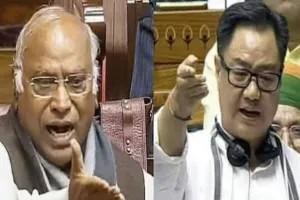 Parliament Monsoon Session : अमित शाह को लेकर सरकार-विपक्ष में टकराव, हंगामे के बीच सोमवार तक स्थगित हुई कार्यवाही