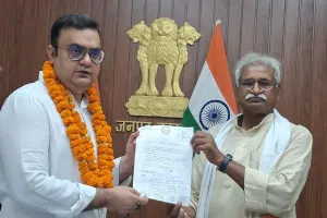 Bahraich News: स्कूल-कॉलेजों में बेटियों को बताए जाएंगे बाल विवाह और दहेज के नुकसान, जिले स्तर पर सहयोग की अपील 