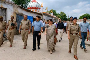 CM Yogi Ambedkar Nagar Visit: सीएम के 7 अगस्त के दौरे से पहले गोविंद साहब में तैयारियां तेज, मंडलायुक्त-डीआईजी ने परखी व्यवस्थाएं