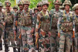  Lakhimpur News : सीमा पर सुरक्षा के साथ किसानों की तरक्की में जुटे SSB जवान, 20 किसानों को दिए मशरूम बीज