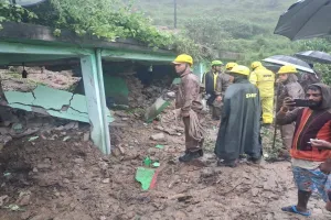 अल्मोड़ा में मकान ढहने से तीन की मौत : हवालबाग के वडूय्या में दर्दनाक हादसा