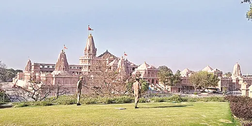 अयोध्या राम मंदिर दान विवाद : अब SIT पर टिकीं सभी की निगाहें... बोले गोपाल राव- जांच में सहयोग करेगा ट्रस्ट