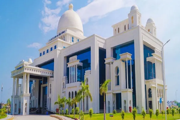 <span class="t-red">लाखों छात्रों के लिए जरूरी खबर : </span> एड्रेस अपडेट नहीं, तो अटक सकती है डिग्री