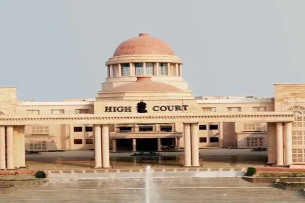 <span class="t-red">Lucknow News:</span> अमीनाबाद पुलिस चौकी पर हाईकोर्ट का बड़ा फैसला, ध्वस्तीकरण की मांग खारिज; जानें कोर्ट ने क्या कहा