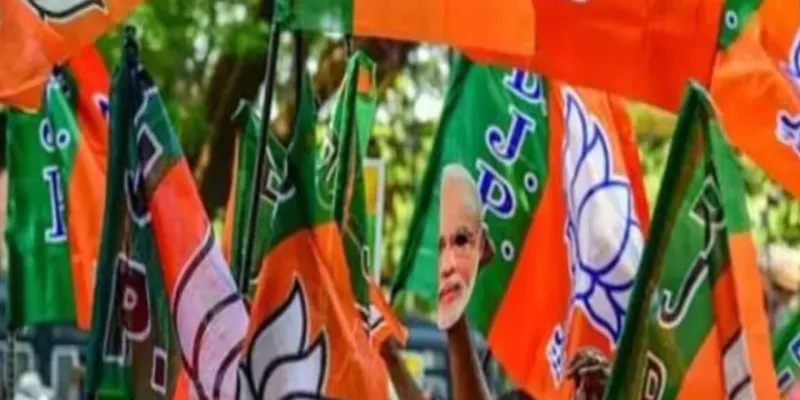 लखनऊ : भाजपा के कदम देखते हुए विपक्षियों ने भी कसी कमर, बदले जाएंगे दिग्गज नेता