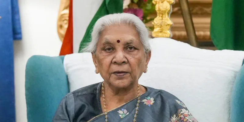 बुंदेलखंड विश्वविद्यालय, झांसी से संबद्ध महाविद्यालयों की समीक्षा बैठक संपन्न, बोले राज्यपाल- शिक्षकों के रिक्त पदों पर शीघ्र नियुक्ति करें