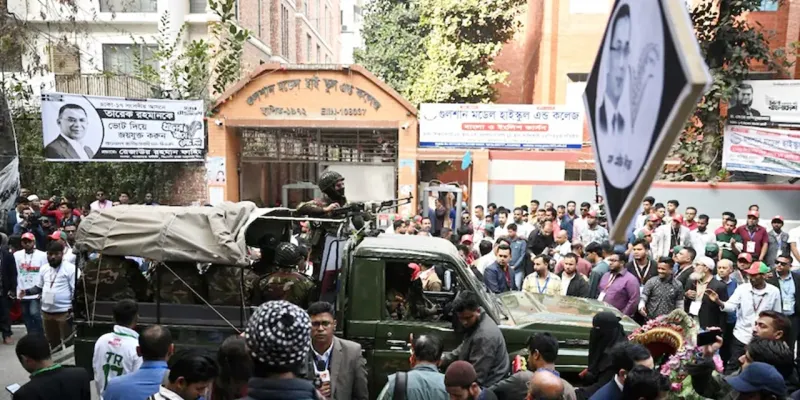 बांग्लादेश में मतदान संपन्न : कई पोलिंग बूथों पर हिंसा झड़प, महिला एजेंट्स को परेशान करने का आरोप