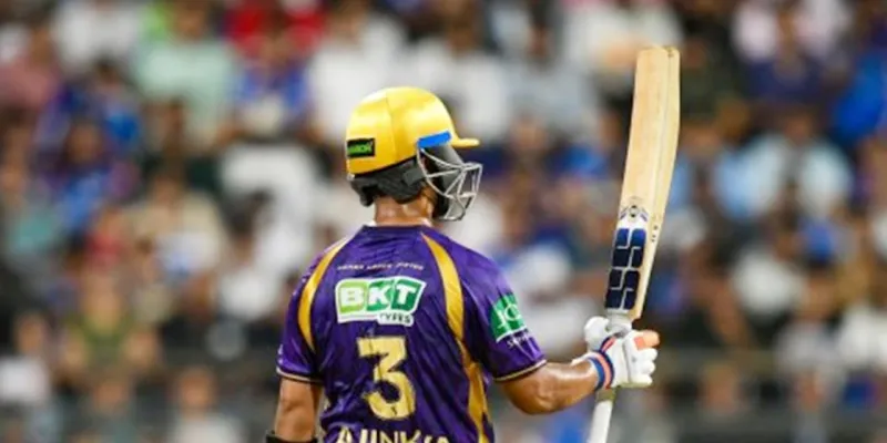 IPL 2026 : रहाणे और रघुवंशी ने जड़ा अर्धशतक, KKR ने मुंबई को दिया 221 रनों का लक्ष्य