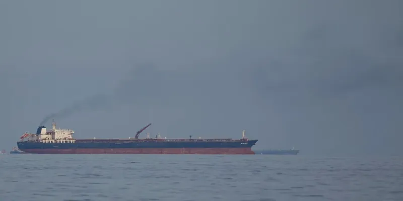 भारत को बड़ी राहत! होर्मुज से होकर एक तेल टैंकर पहुंचा मुंबई, एक अन्य पारादीप की राह पर