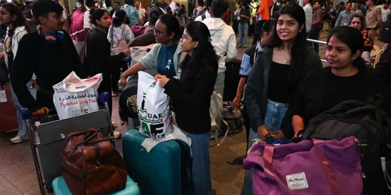 Uttrakhand: खाड़ी देशों में फंसे जनपदवासियों का जुटाया जा रहा ब्योरा