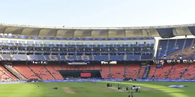  लखनऊ में IPL से पहले BCCI की नई गाइड लाइन :  स्टेडियम में दर्शकों के लिए इन चीजों पर लगा बैन, 3 घंटे पहले ही खोले जायेगें गेट  