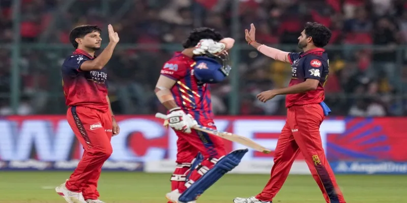 RCB vs LSG IPL 2026 Match: लखनऊ सुपर जाइंट्स की टीम 146 रन पर सिमटी 