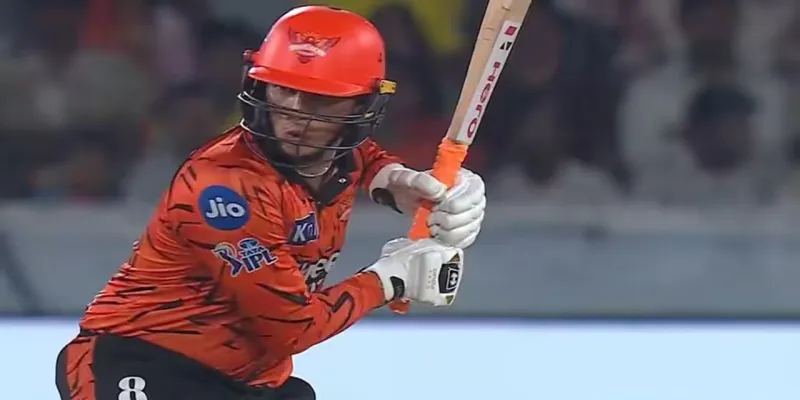 आईपीएल 2026 : अभिषेक शर्मा का पचासा, सनराइजर्स हैदराबाद ने चेन्नई को दिया 194 रनों लक्ष्य