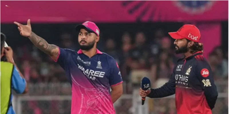 आईपीएल 2026 : RCB ने राजस्थान रॉयल्स के खिलाफ टॉस जीतकर किया गेंदबाजी का फैसला 
