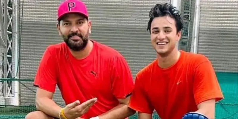 युवी पाजी की कड़ी ट्रेनिंग का असर, अभिषेक शर्मा ने दिया अपनी सफलता का श्रेय, साझा किए अनसुने किस्से