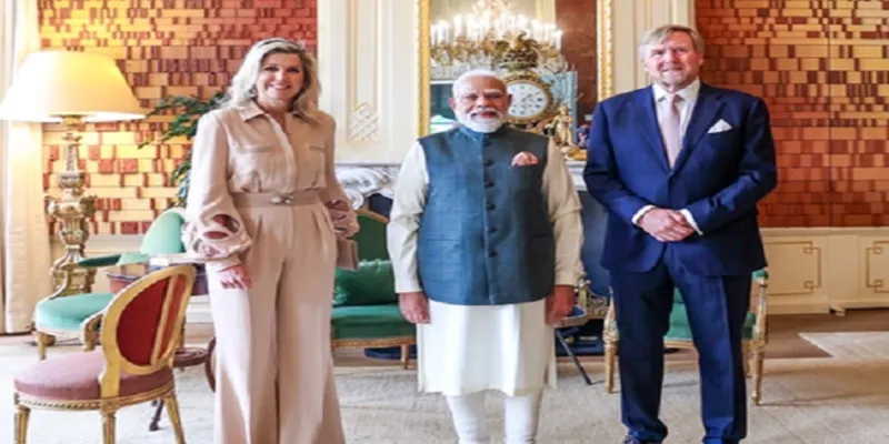 पीएम मोदी का नीदरलैंड दौरा : राजा अलेक्जेंडर और रानी मैक्सिमा से की मुलाकात, द्विपक्षीय मुद्दों पर की बात