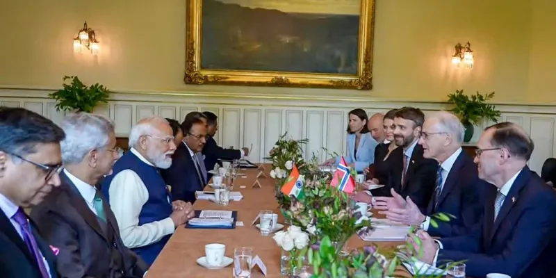 Norway Visit :  पश्चिम एशिया संकट और यूक्रेन युद्ध पर बोले प्रधानमंत्री मोदी- सैन्य संघर्ष से नहीं किया जा सकता किसी भी मुद्दे का समाधान