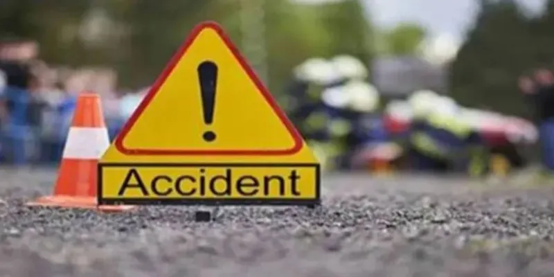 UP News: वाहन चेकिंग के दौरान डरकर भागे, बाइक सवार भाईयों को पिकअप ने रौंदा, एक की मौत