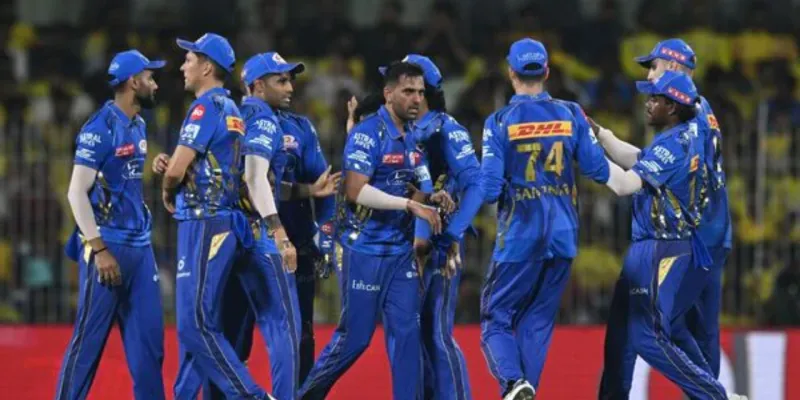 MI Playoff Equation: क्या मुंबई इंडियंस के लिए बंद हो गए प्लेऑफ के दरवाजे? जानें क्या कहता है समीकरण